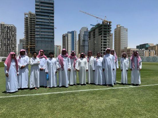 جمعية الرحالة تنظّم رحلة طلابية إلى نادي الشباب ضمن برنامج رحلات المعرفة والمتعة